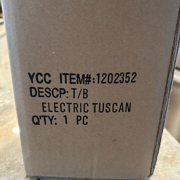 Yankee Candle Electric Tuscan Tart Burner - Picture 3 of 5